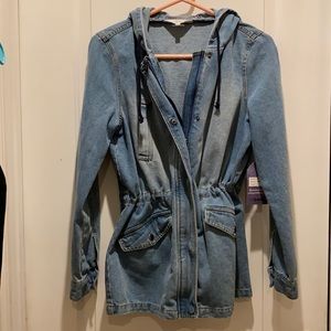 New Junior/Women’s Jean Jacket